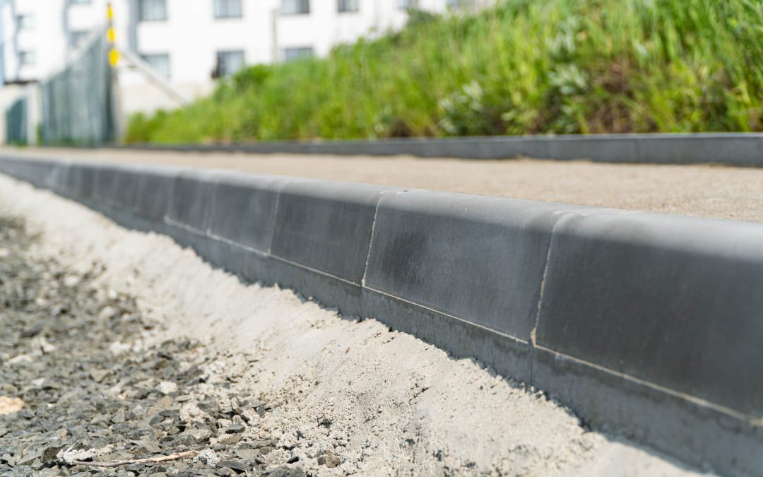 The Pros and Cons of Installing a Concrete Kerb